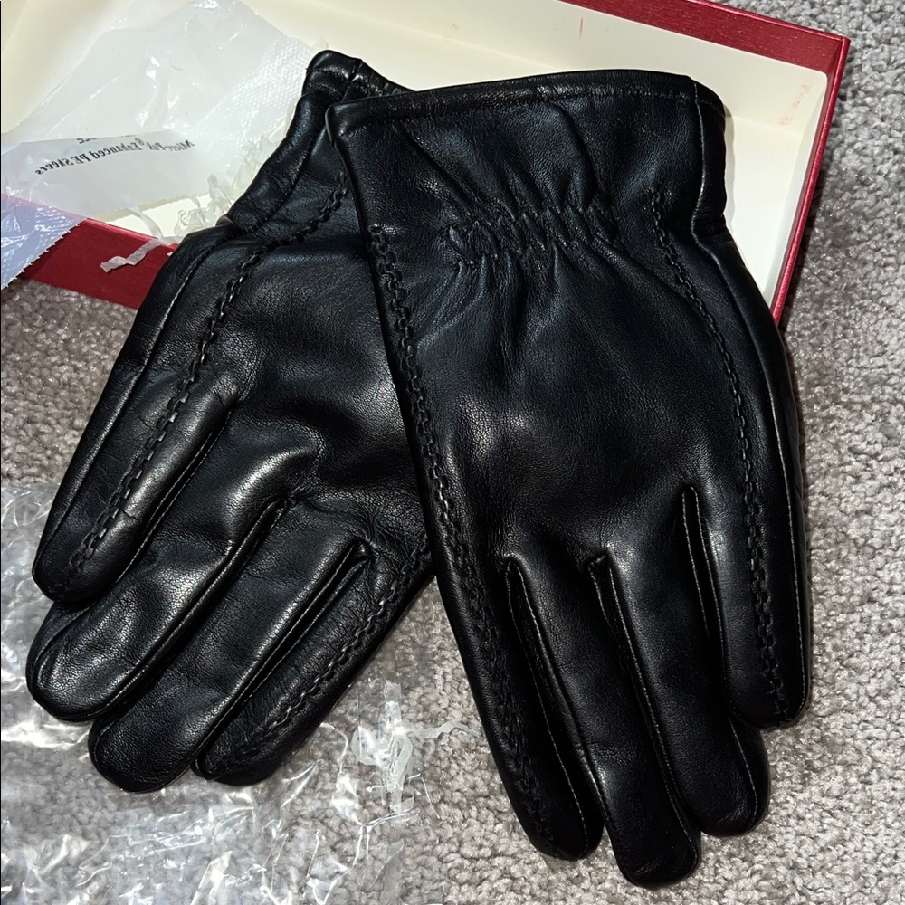 Yiseven yi seven Black Leather Gloves men’s fleece fur lined 10 new in box - Picture 4 of 6